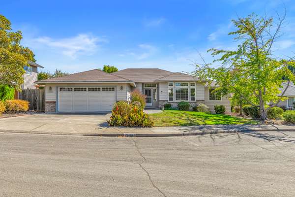 Medford, OR 97504,2860 Shanteal PL