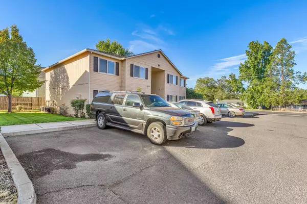 Medford, OR 97504,2150 Crater Lake AVE