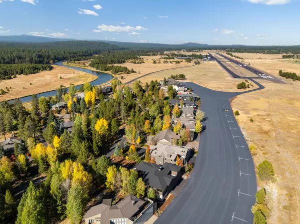 Sunriver, OR 97707,56878 River RD #2