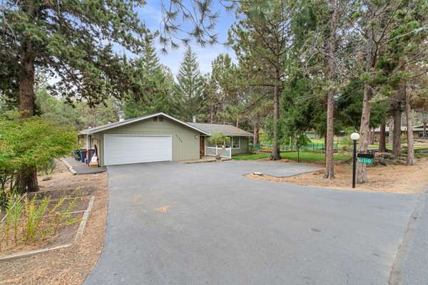 61310 Wecoma CT, Bend, OR 97702