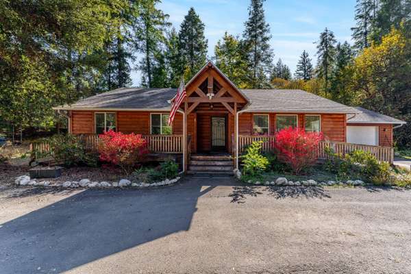 1587 Starveout Creek RD, Azalea, OR 97410