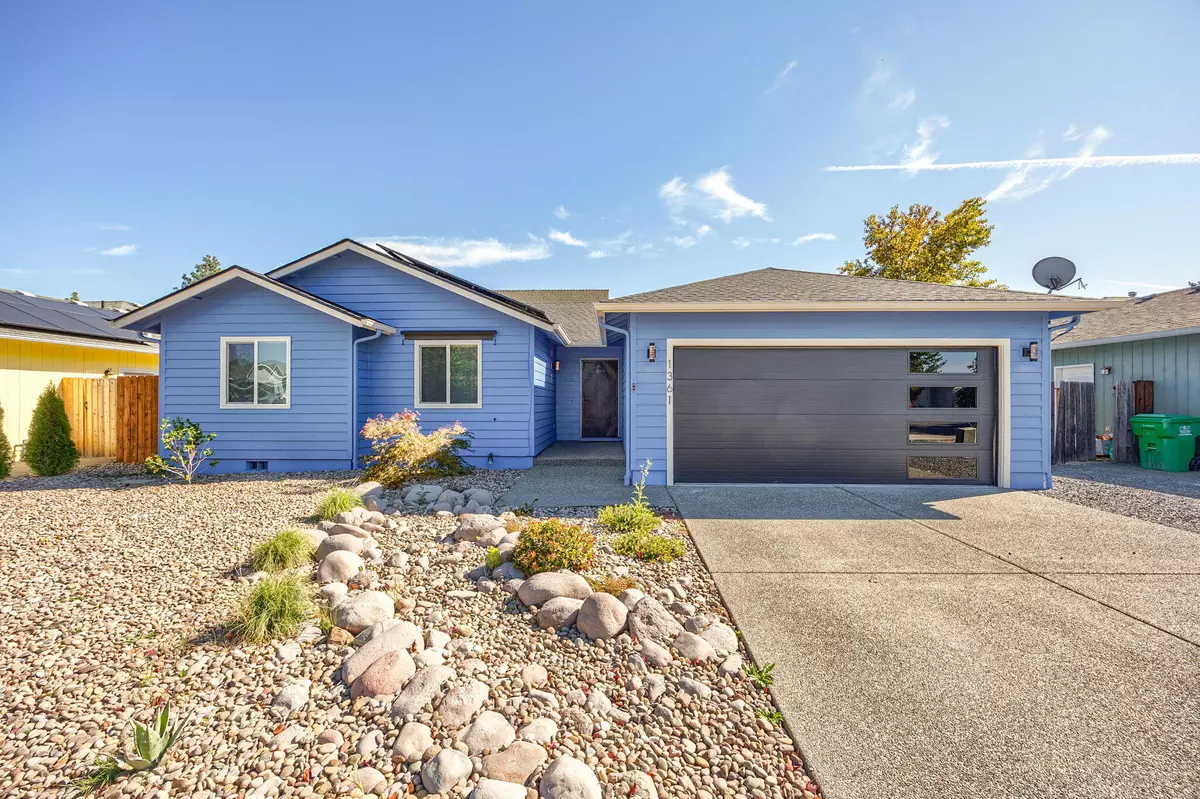 Grants Pass, OR 97527,1361 Abby LN