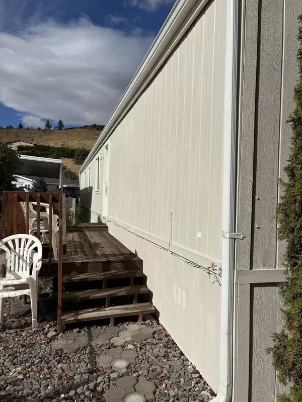 Madras, OR 97741,450 Roosevelt ST #12