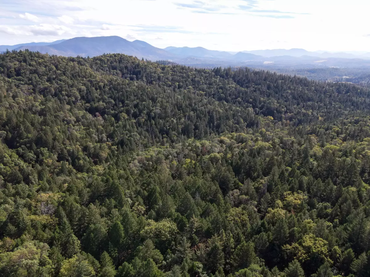 Merlin, OR 97532,Quartz Creek RD #R301574