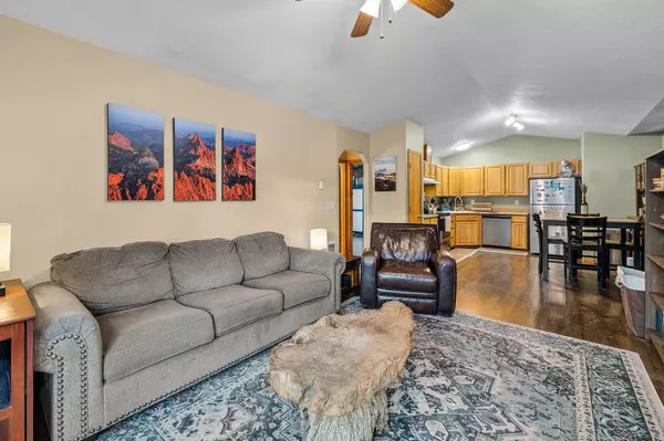 Redmond, OR 97756,2743 Umatilla CT
