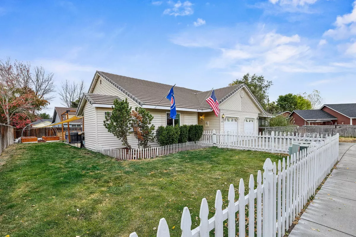 Redmond, OR 97756,2743 Umatilla CT