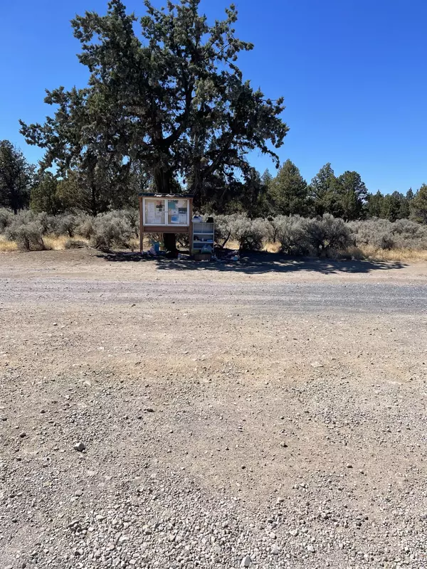 Prineville, OR 97754,347 Maple LN