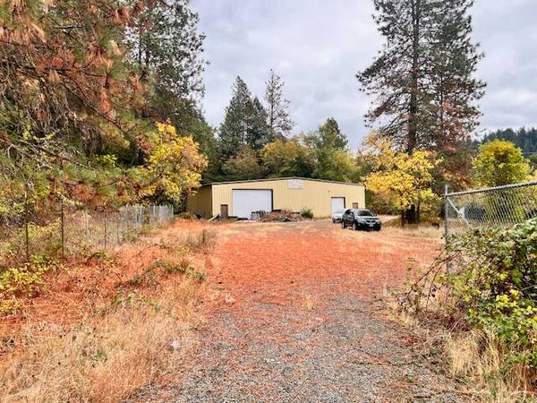 142 Lower Wolf Creek RD, Wolf Creek, OR 97497