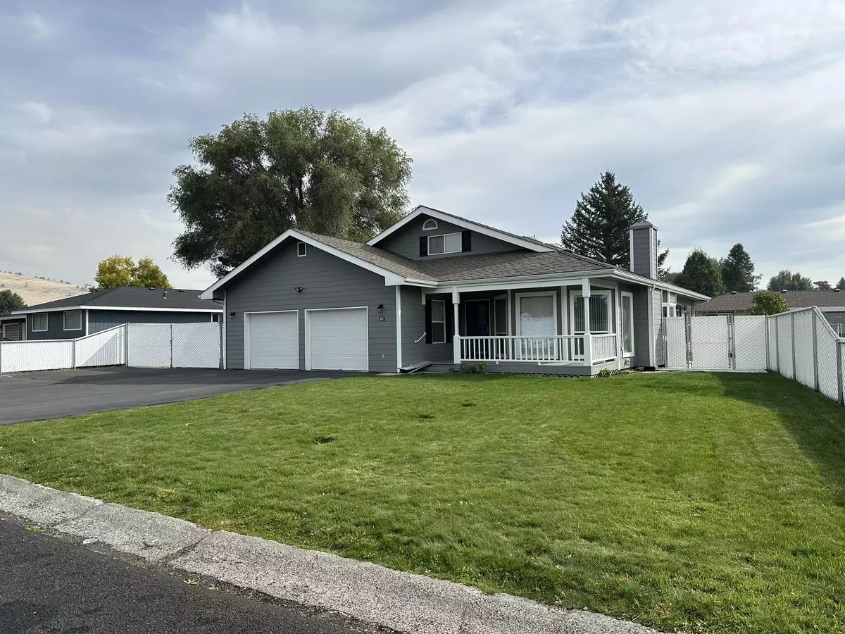 Klamath Falls, OR 97603,3617 Rio Vista WAY