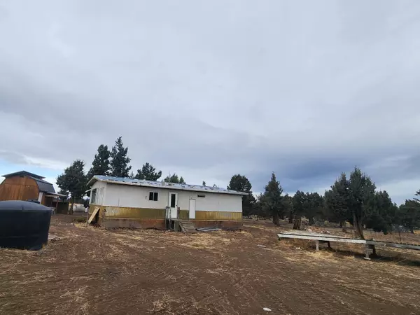 Prineville, OR 97754,0 Oak LN