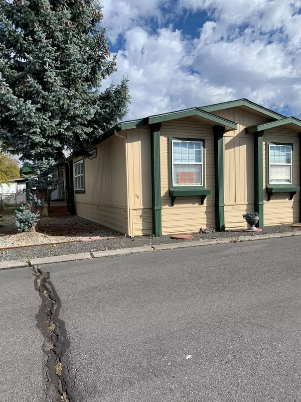 4200 Summers LN ##30, Klamath Falls, OR 97603