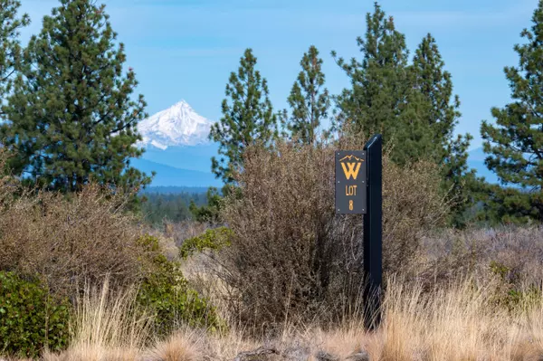 Bend, OR 97703,62495 Huntsman Lp