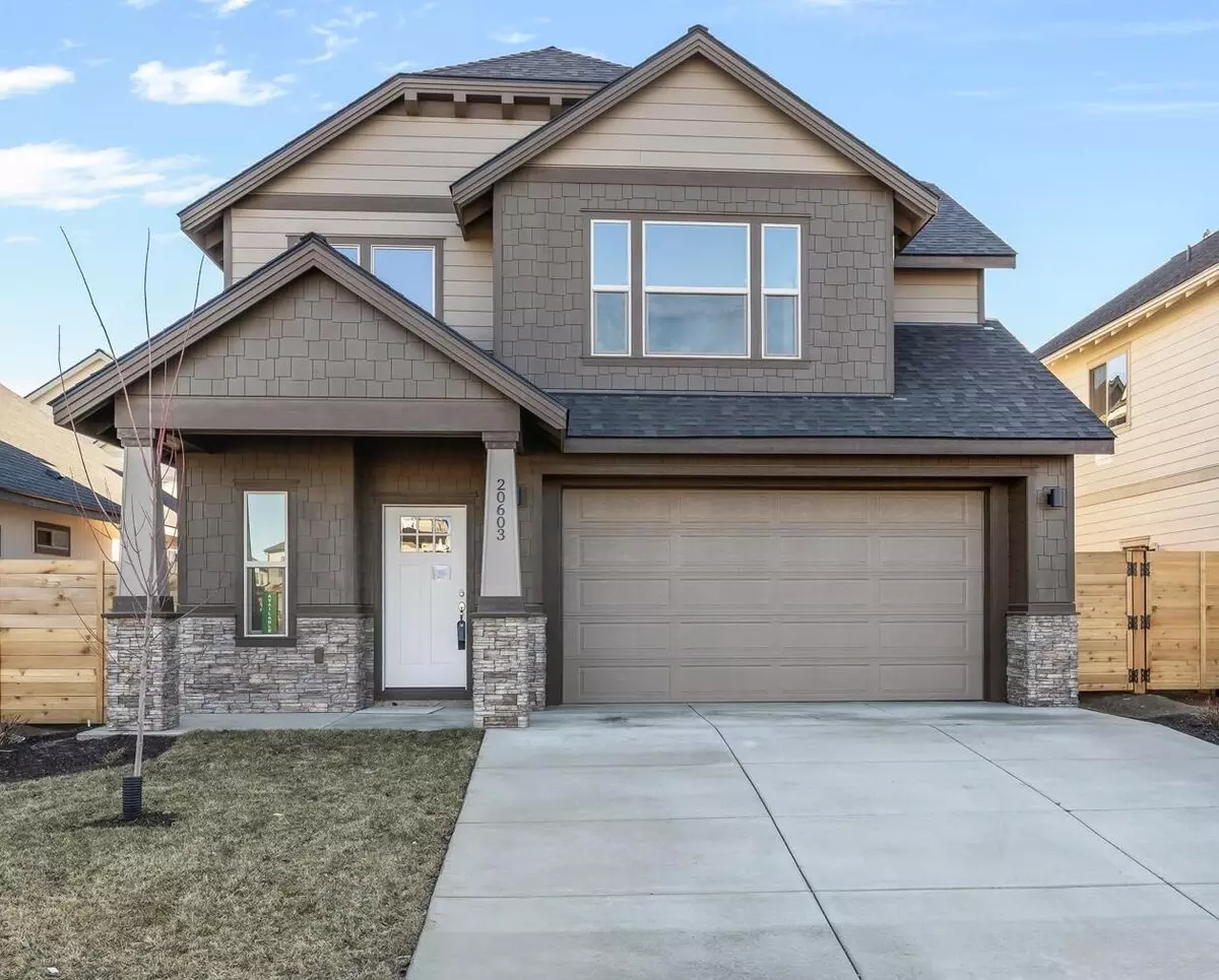 Bend, OR 97702,20603 Kira DR #383