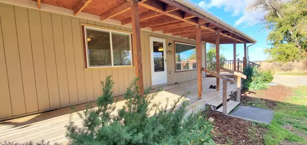 Metolius, OR 97741,2964 Culver HWY