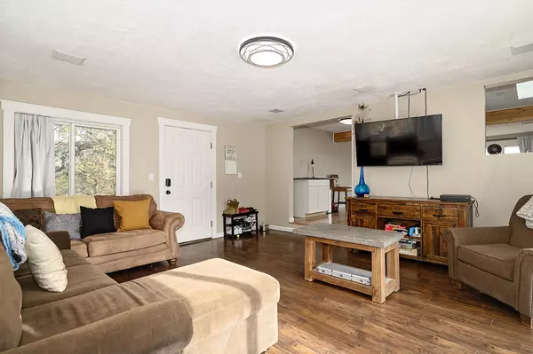 Central Point, OR 97502,6169 Tamarack LN