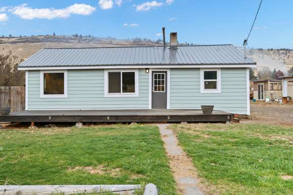 2617 Paulina HWY, Prineville, OR 97754