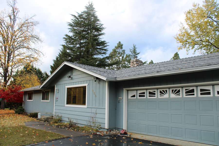 350 Connie LN, Merlin, OR 97532