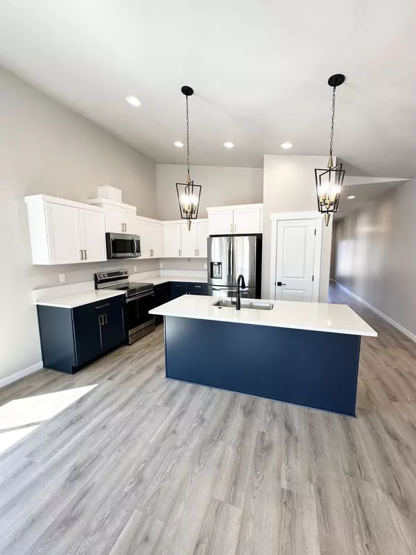 Medford, OR 97501,657 Terrazzo WAY