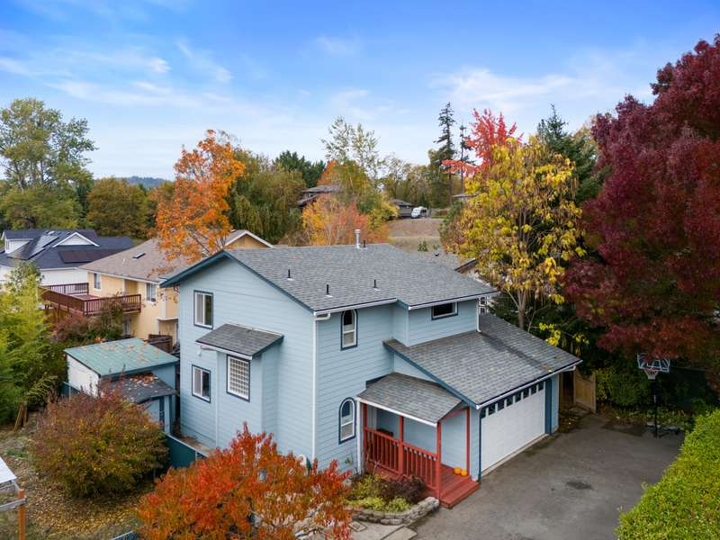 1360 Evans ST, Grants Pass, OR 97526