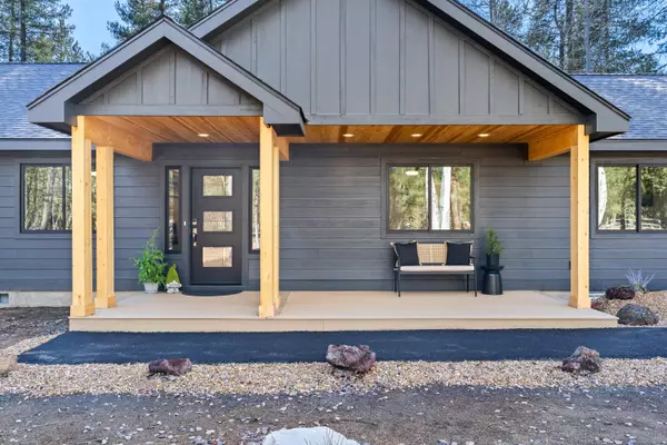 La Pine, OR 97739,15943 Cascade LN