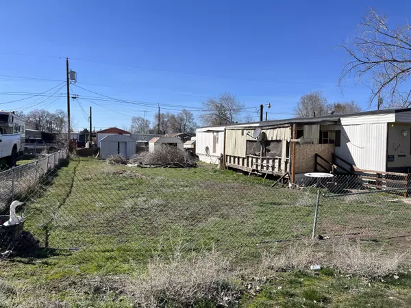 Redmond, OR 97756,235 6th ST