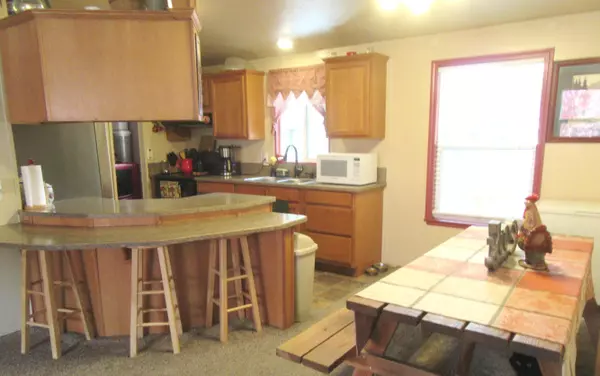 Dorris, CA 96023,102 Pine ST