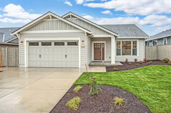 3955 Colorado DR, Medford, OR 97504