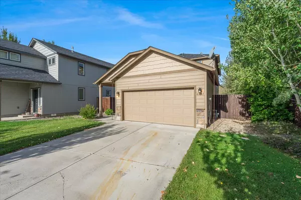 Bend, OR 97702,61131 Brown Trout PL