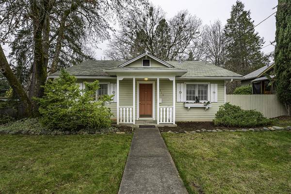 1210 Lawnridge AVE,  Grants Pass,  OR 97526