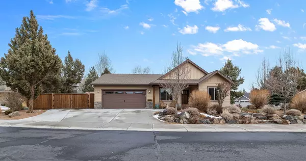 4238 Tommy Armour LN, Redmond, OR 97756