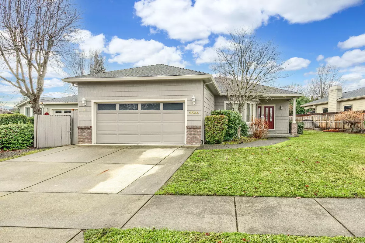 Medford, OR 97504,2534 Waters Edge WAY