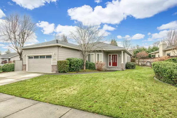 Medford, OR 97504,2534 Waters Edge WAY