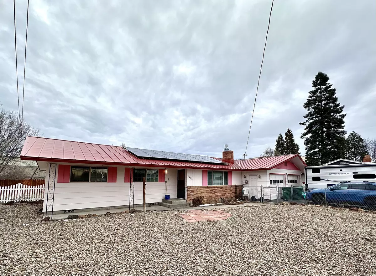 Klamath Falls, OR 97603,5425 Bel Aire DR