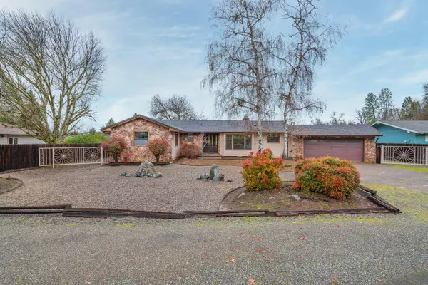 Grants Pass, OR 97527,244 Swarthout DR