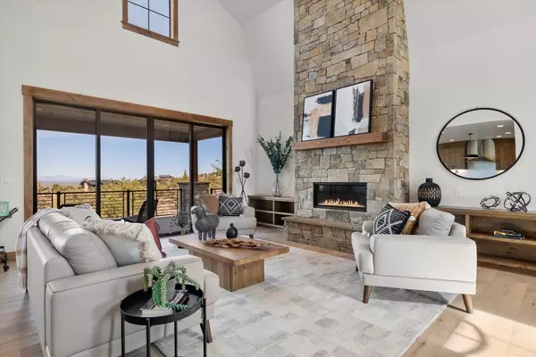 Powell Butte, OR 97753,13810 Spirit Rock DR