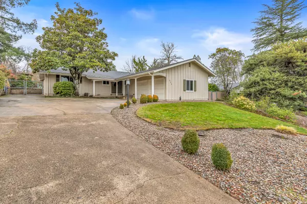 Medford, OR 97504,557 Girard CIR