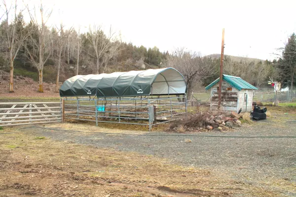 Dayville, OR 97825,292 Franklin AVE