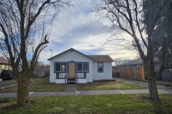 2338 Eberlein AVE, Klamath Falls, OR 97601