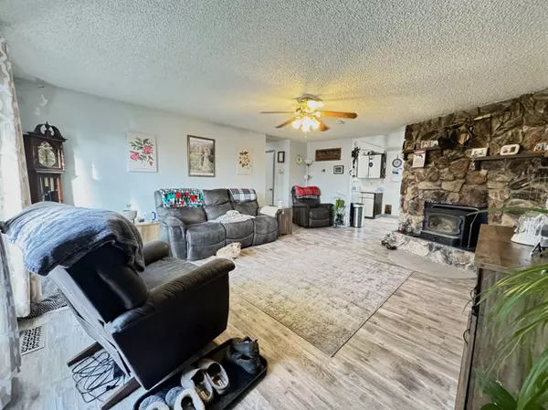 Klamath Falls, OR 97603,4615 Gettle ST