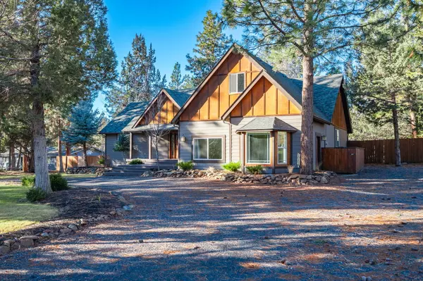 Sisters, OR 97759,70119 Pinto DR