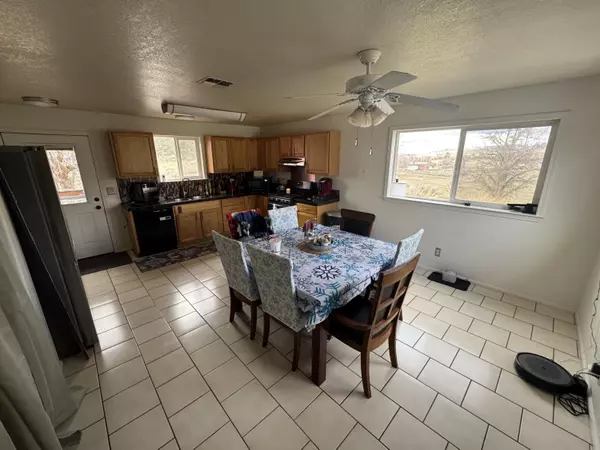 Klamath Falls, OR 97601,53 Iowa ST