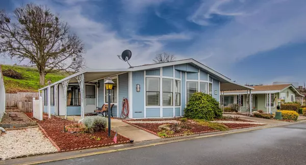 Talent, OR 97540,333 Mountain View DR #45