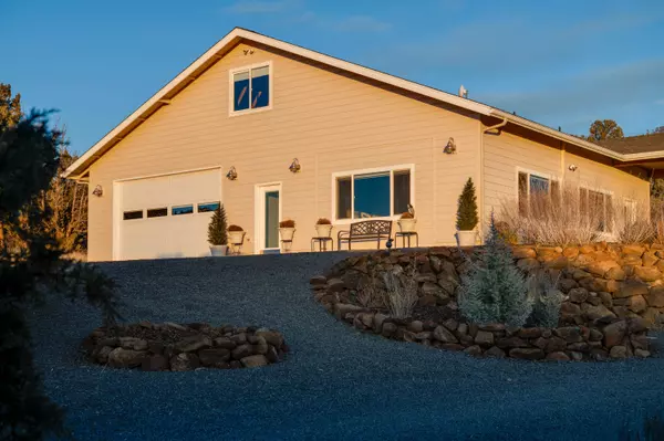 Powell Butte, OR 97753,948 Big Sky RD