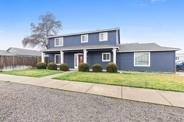 1134 Maple Park DR, Medford, OR 97501