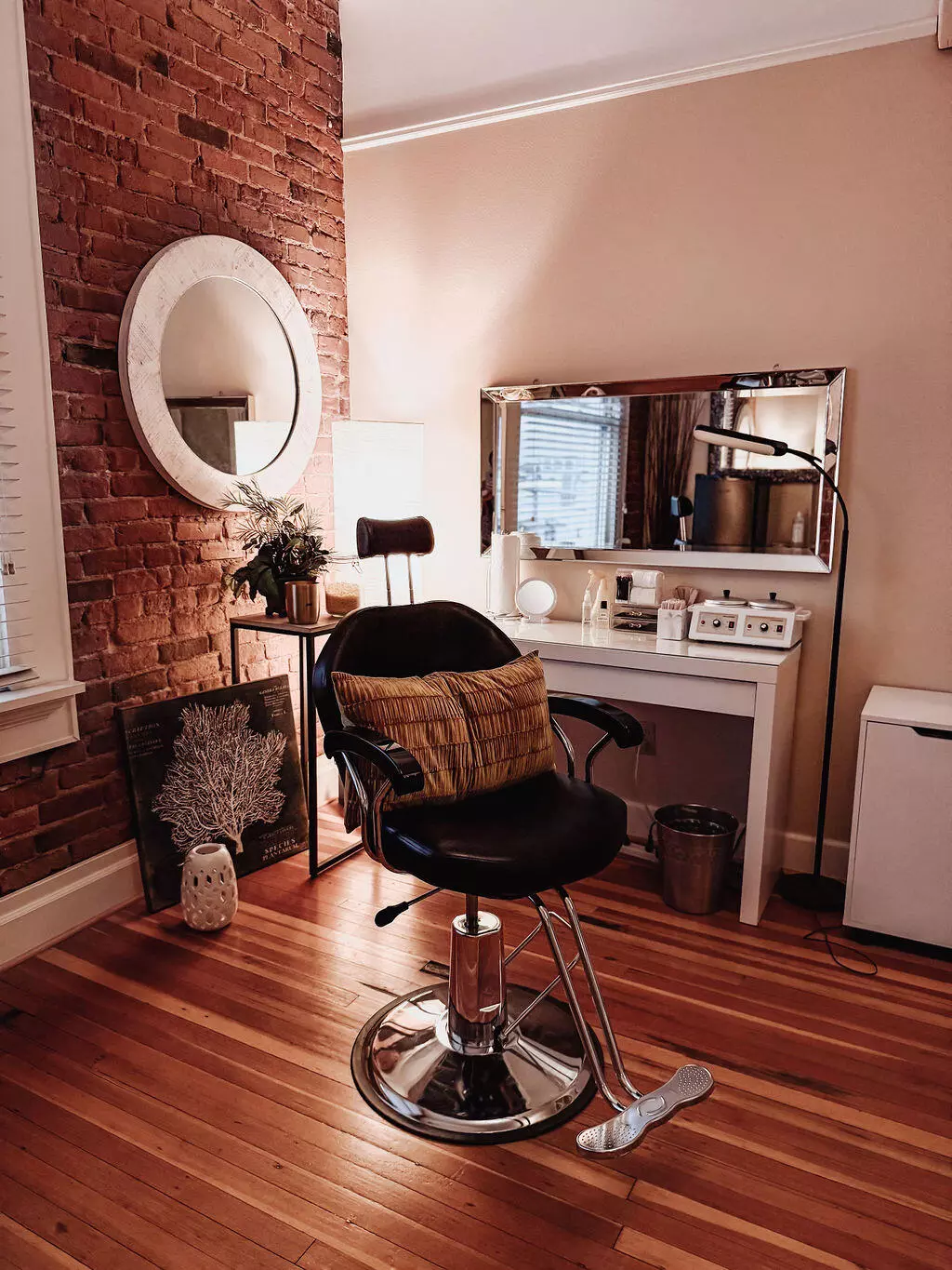 Medford, OR 97501,16 Riverside AVE