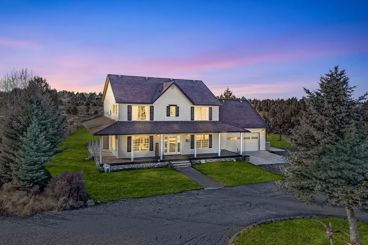 Bend, OR 97702,60980 Kramer LN