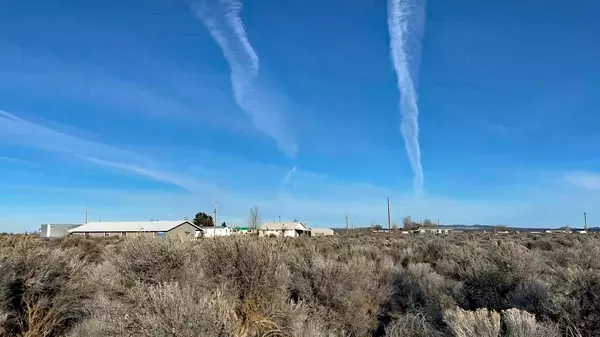 Christmas Valley, OR 97641,Christmas Valley HWY #10000