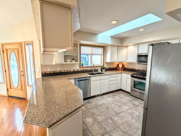 Bend, OR 97703,64769 Saros LN