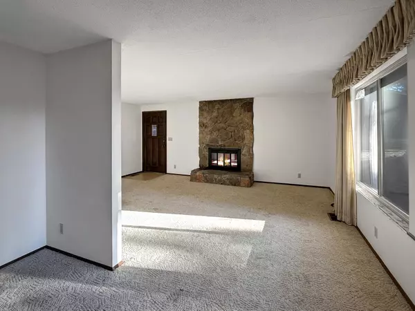 Bend, OR 97701,20368 Fairway DR