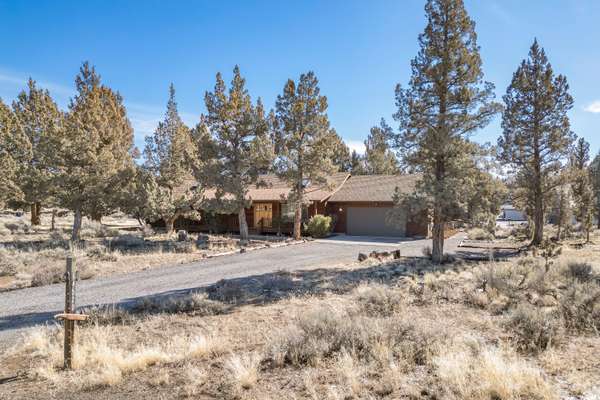 64520 Joe Neil RD, Bend, OR 97701